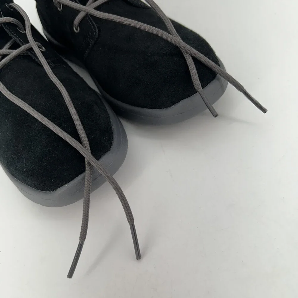 UGG Boots Youth Size 5 Black Canoe Suede Chukka Ankle Lace Up Lightweight Shoes